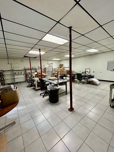 More Photos Of 1 BrightPet Dr, Sherburne Manufacturing For Sale