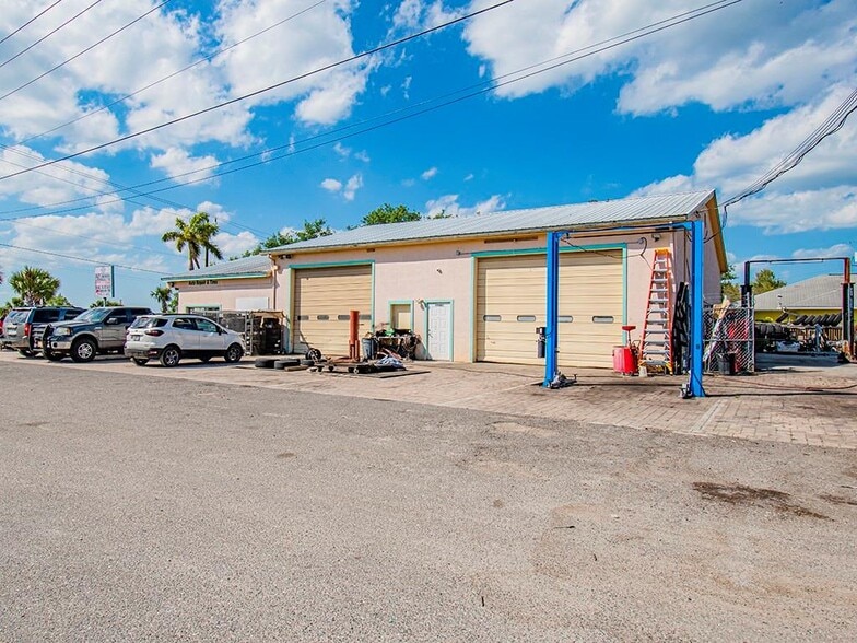 More Photos Of 5720 US Highway 1, Vero Beach Auto Repair For Sale
