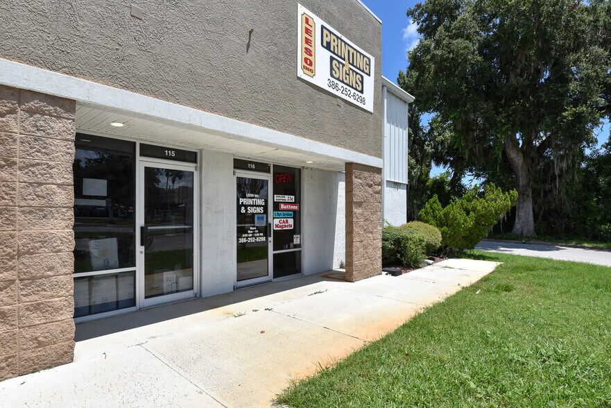 More Photos Of 1757 N Nova Rd, Daytona Beach General Retail For Lease
