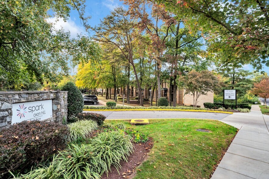 More Photos Of 6441 Livingston Rd, Oxon Hill Apartments For Sale
