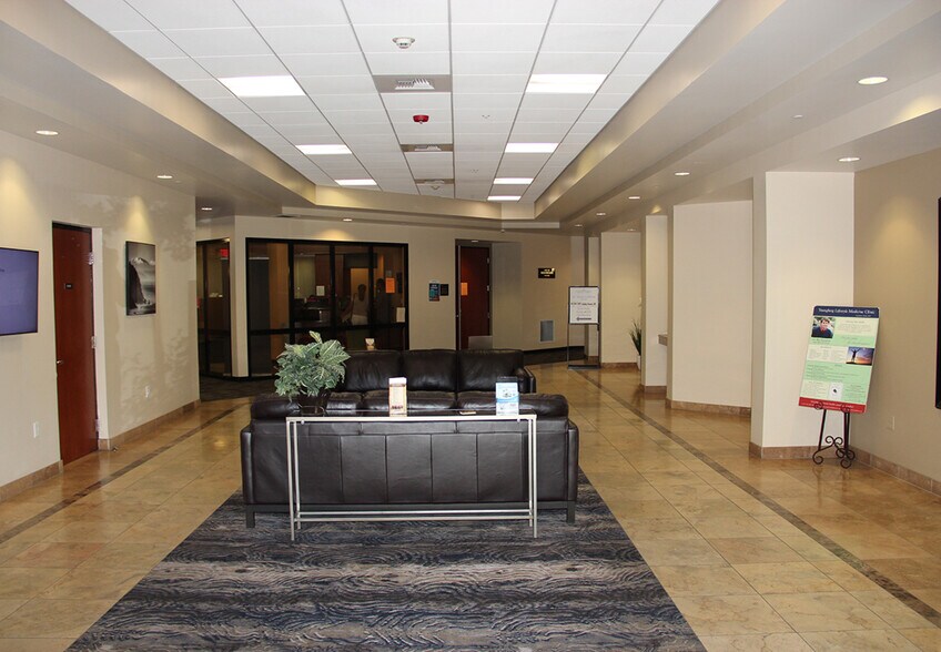 More Photos Of 28780 Single Oak Dr, Temecula Medical For Lease