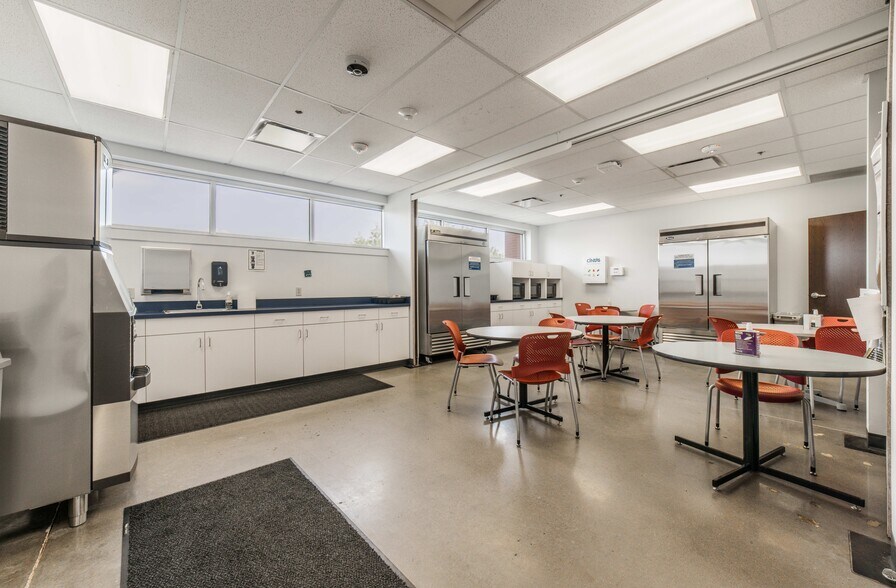 More Photos Of 224 JB Hunt Corporate Dr, Lowell Office For Sale