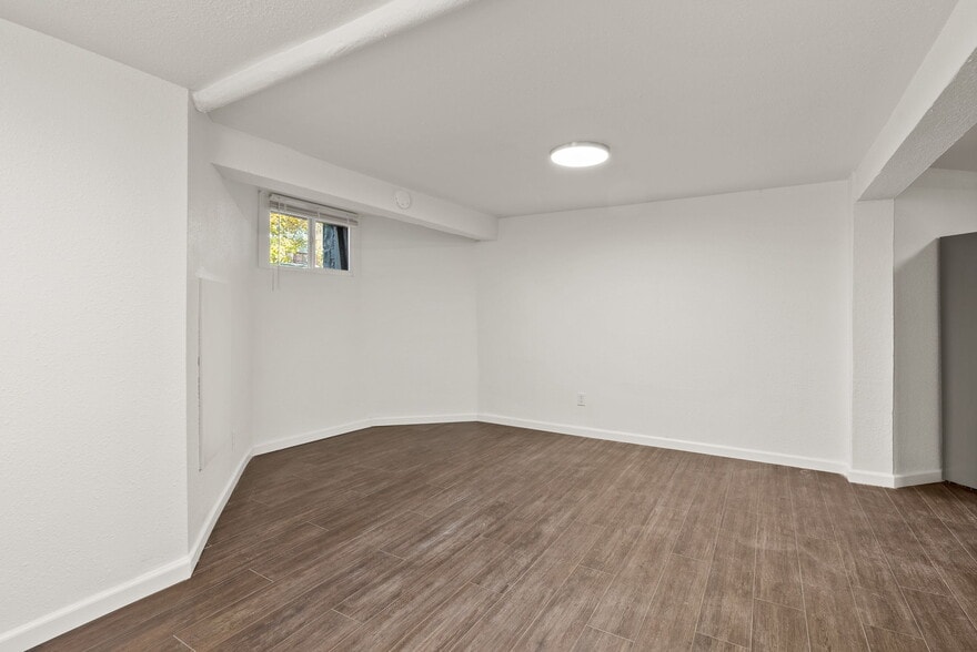 More Photos Of 2003 W 10th Ave, Spokane Apartments For Sale