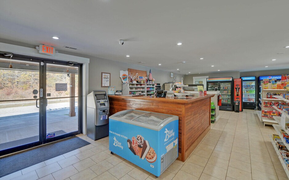 More Photos Of 8835 Toccoa Hwy, Westminster Restaurant For Sale