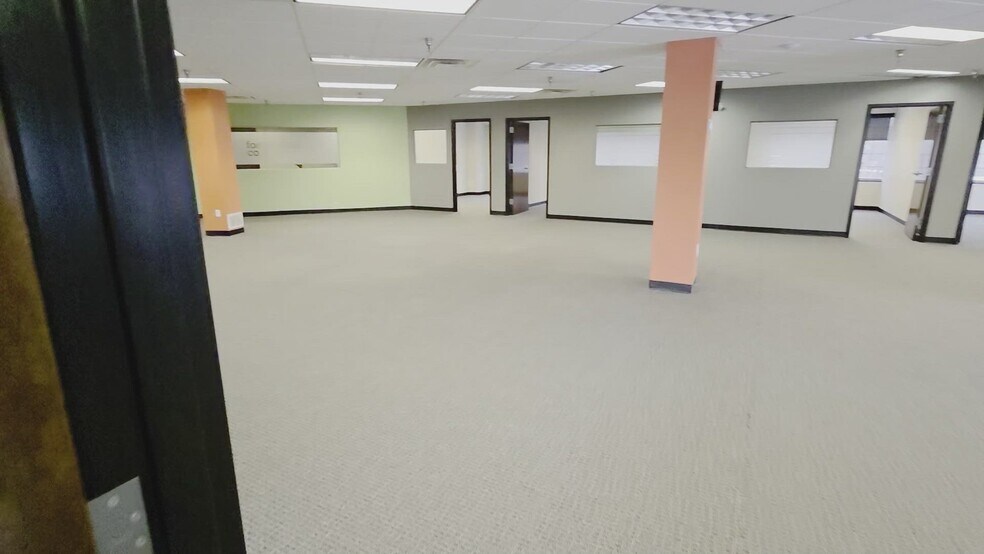 Primary Photo Of 3730 S Elizabeth St, Independence Medical For Lease