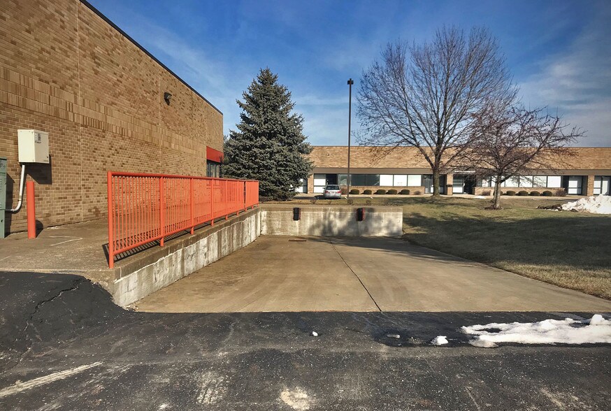 More Photos Of 4407-4417 Professional Pky, Groveport Flex For Lease