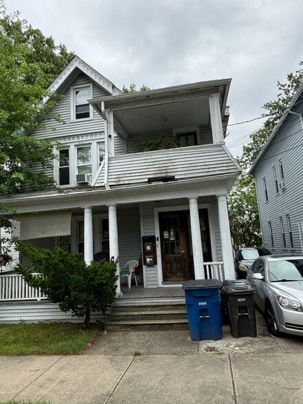 Primary Photo Of 527 Winthrop Ave, New Haven Apartments For Sale