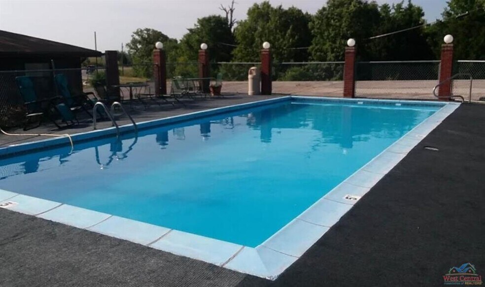 More Photos Of 31535 Highway 83, Warsaw Hotel For Sale
