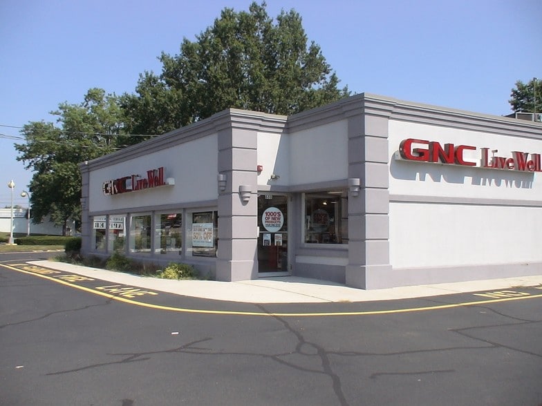 Primary Photo Of 688 N State Route 17, Paramus Freestanding For Lease