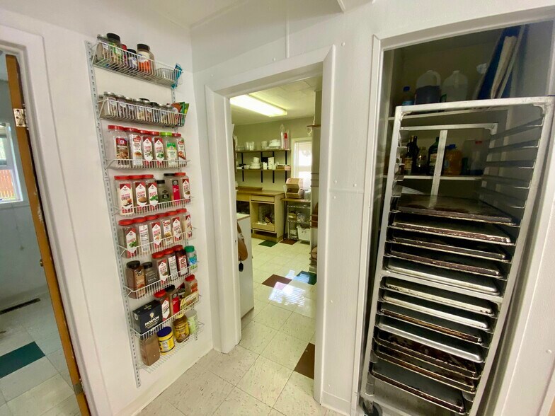 More Photos Of 730 Granite Ave, Shelby Specialty For Sale