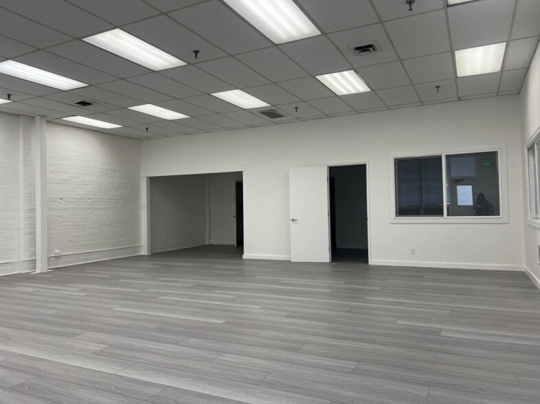 More Photos Of 1950-2190 Cesar Chavez, San Francisco Warehouse For Lease