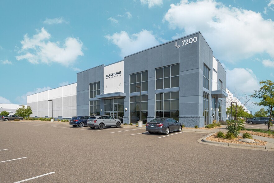 More Photos Of 7200 93rd Ave N, Brooklyn Park Warehouse For Lease