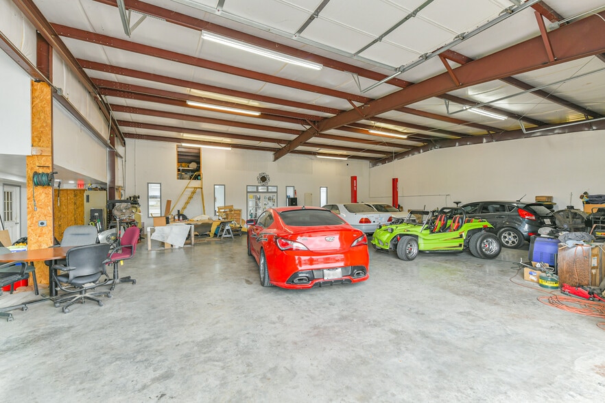 More Photos Of 7449 Wright Rd, Houston Manufacturing For Sale