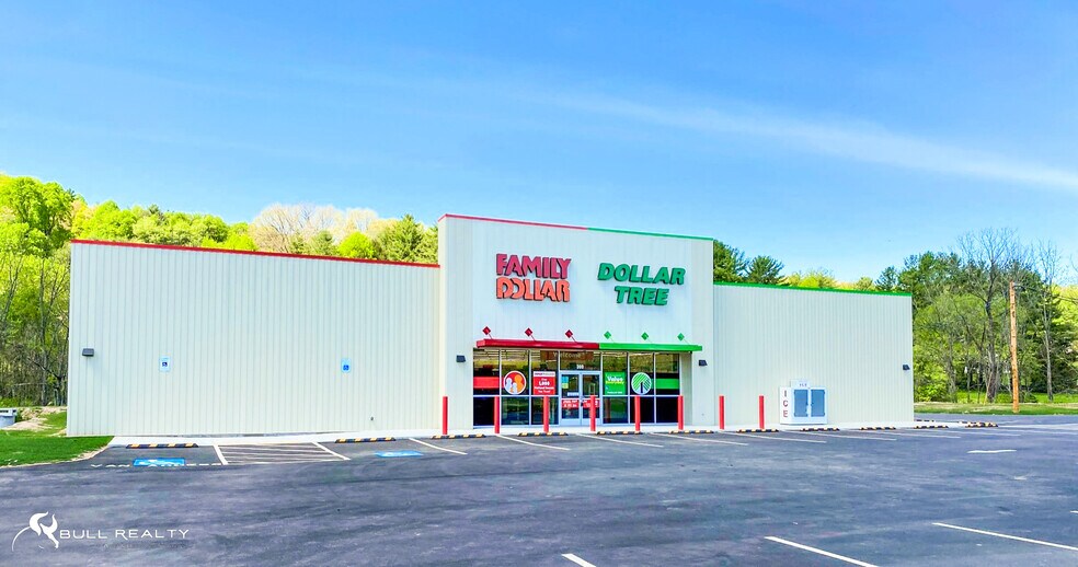 More Photos Of 616 KY Highway 39 S, Crab Orchard Freestanding For Sale