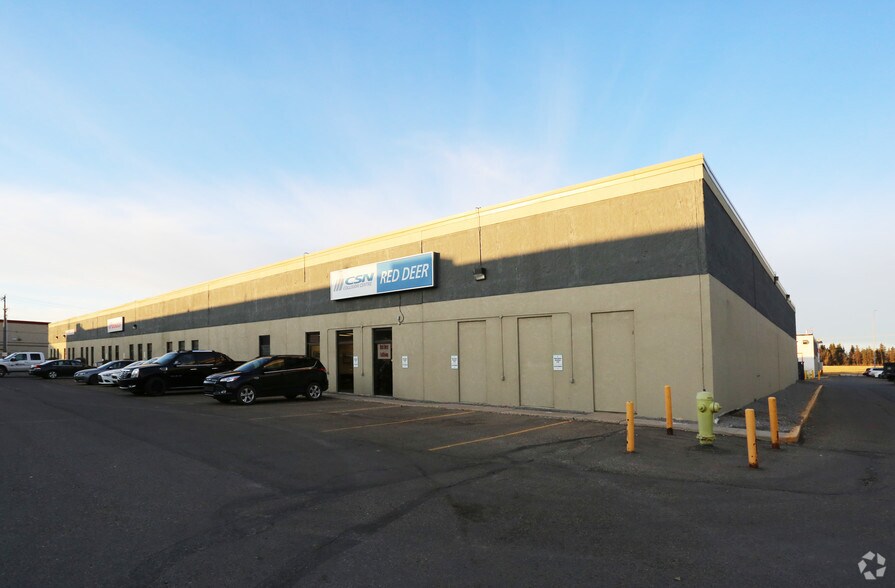 More Photos Of 2410B 50 Ave, Red Deer Warehouse For Lease