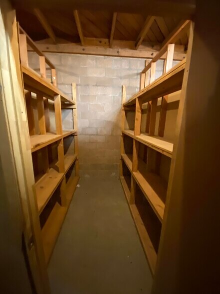 More Photos Of 44820 Yucca Ave, Lancaster Warehouse For Sale