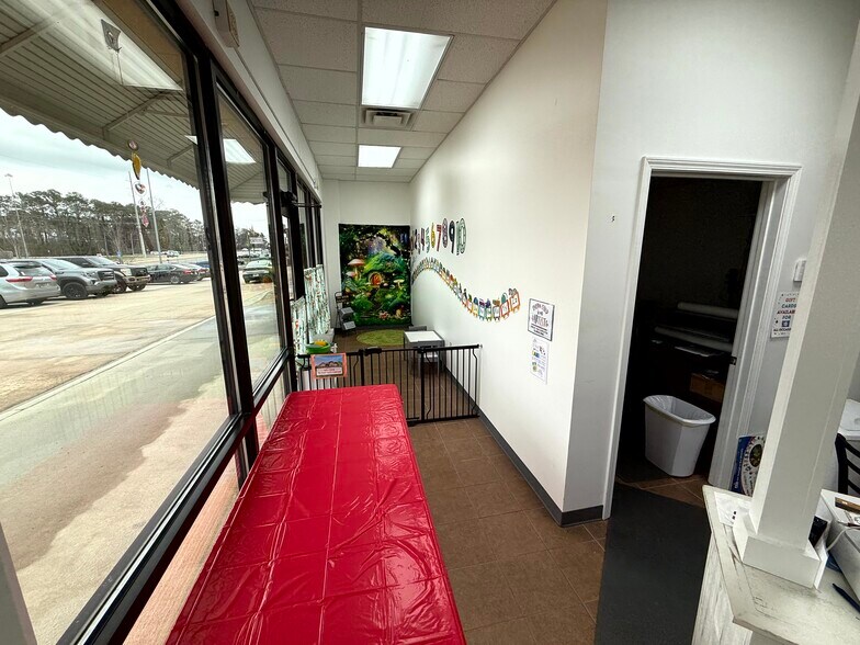 More Photos Of 6394 Zebulon Rd, Macon-Bibb Unknown For Lease