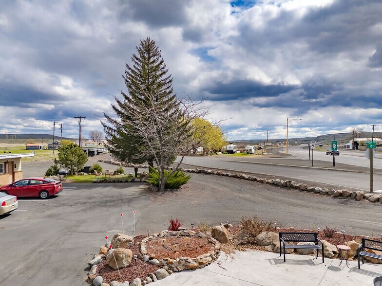 More Photos Of 609 E 1st Ave, Odessa Hospitality For Sale