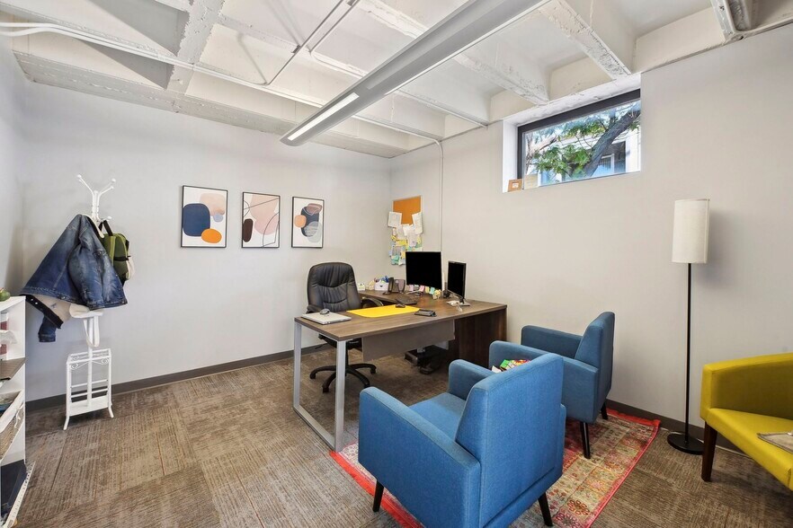 More Photos Of 2200 E Franklin Ave, Minneapolis Office For Lease