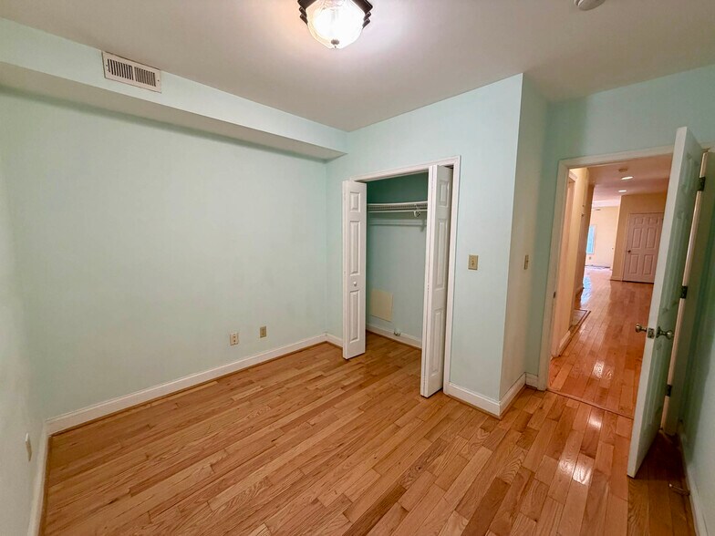 More Photos Of 1447 William St, Baltimore Apartments For Sale