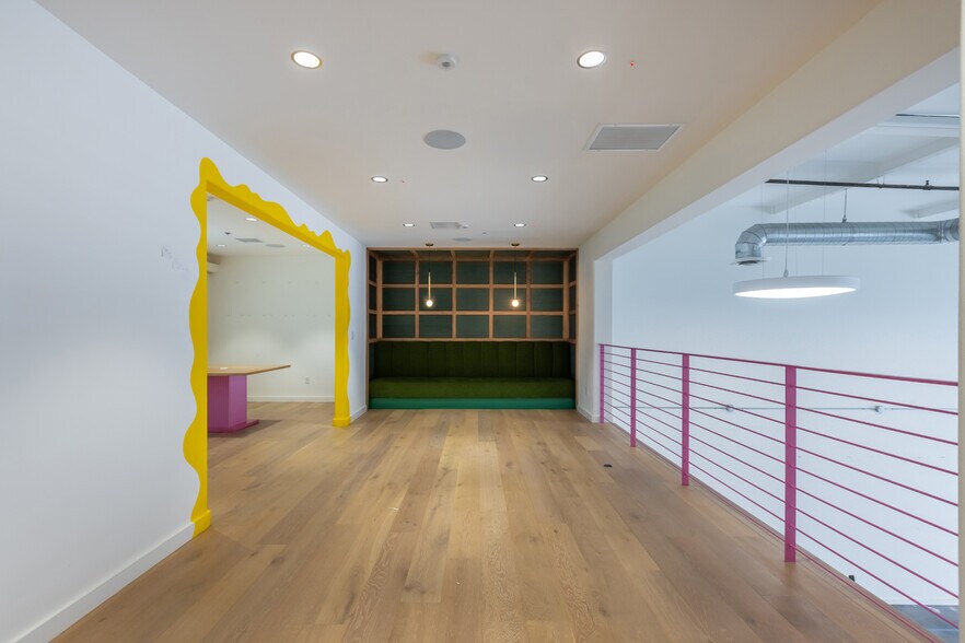 More Photos Of 3058 N Lima St, Burbank Warehouse For Sale