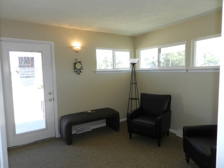 More Photos Of 1020 S Townsend Ave, Montrose Storefront Retail Office For Sale