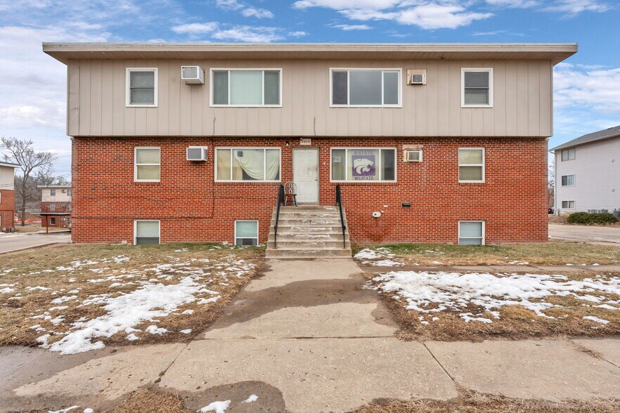 More Photos Of , Topeka Multifamily For Sale