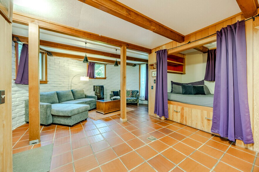 More Photos Of 1820 E 28th Ave, Eugene Multifamily For Sale