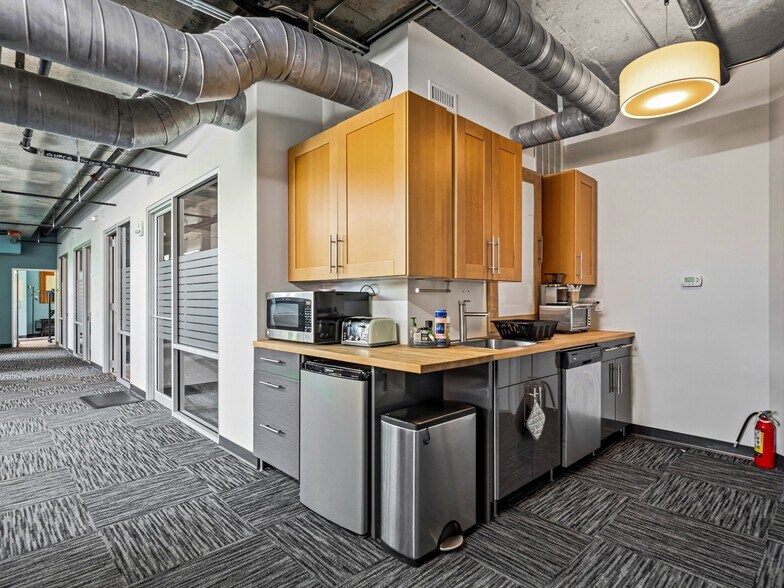 More Photos Of 60 N Market St, Asheville Apartments For Lease