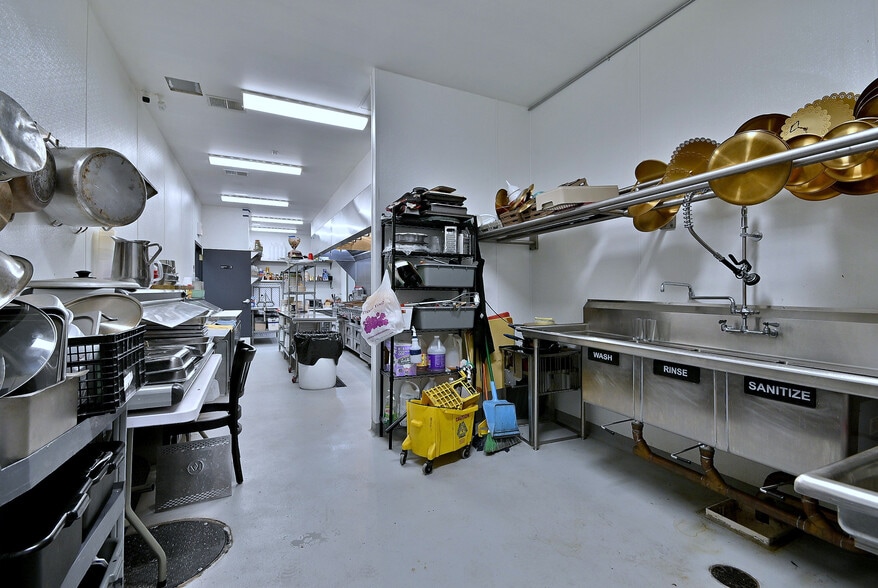 More Photos Of 5319 W Belmont Ave, Chicago General Retail For Sale