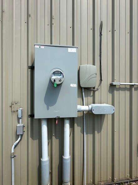 More Photos Of 277 Luther Seiber Blvd, Pioneer Restaurant For Sale