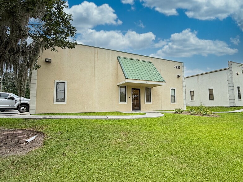 Primary Photo Of 7217 Peppermill Pky, North Charleston Industrial For Lease