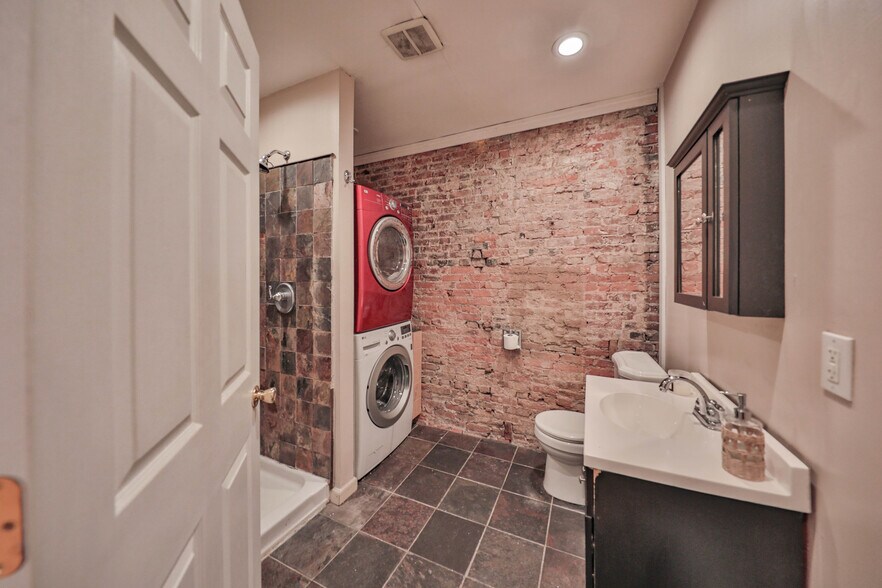 More Photos Of 153-155 Northampton St, Easton Apartments For Sale