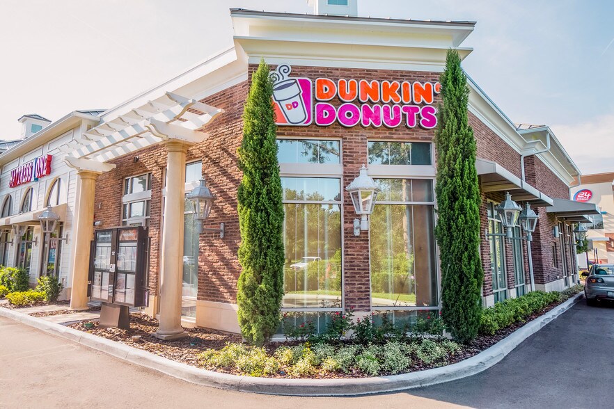 More Photos Of Longwood-Lake Mary Rd, Lake Mary Unknown For Lease