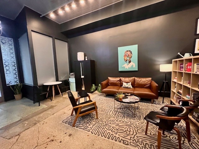 More Photos Of 551 Cherry St, Macon-Bibb Storefront Retail Office For Sale