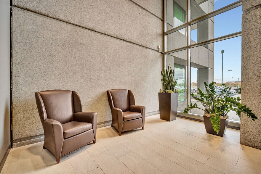 More Photos Of 7310 Turfway Rd, Florence Unknown For Lease