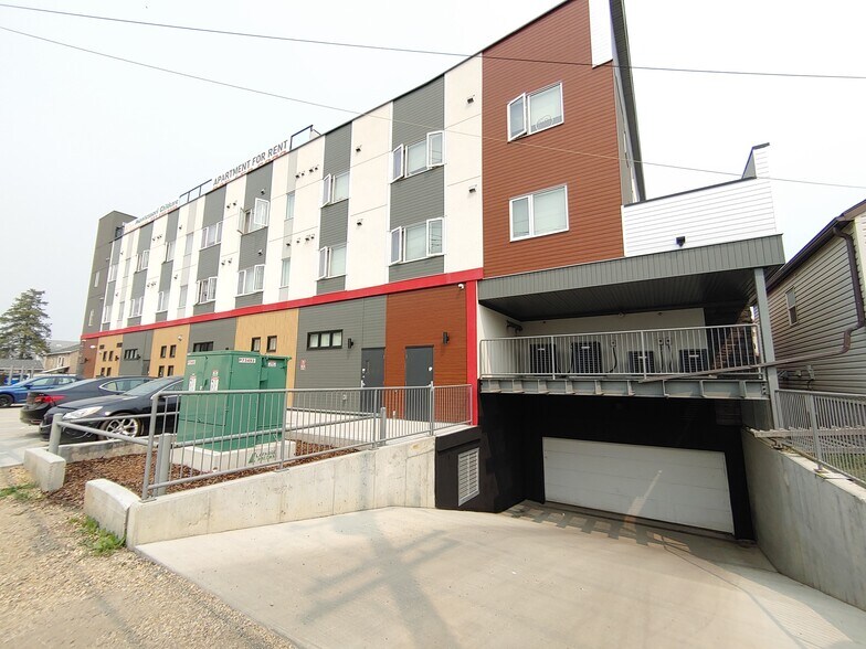 More Photos Of 10882 98 St NW, Edmonton Apartments For Sale