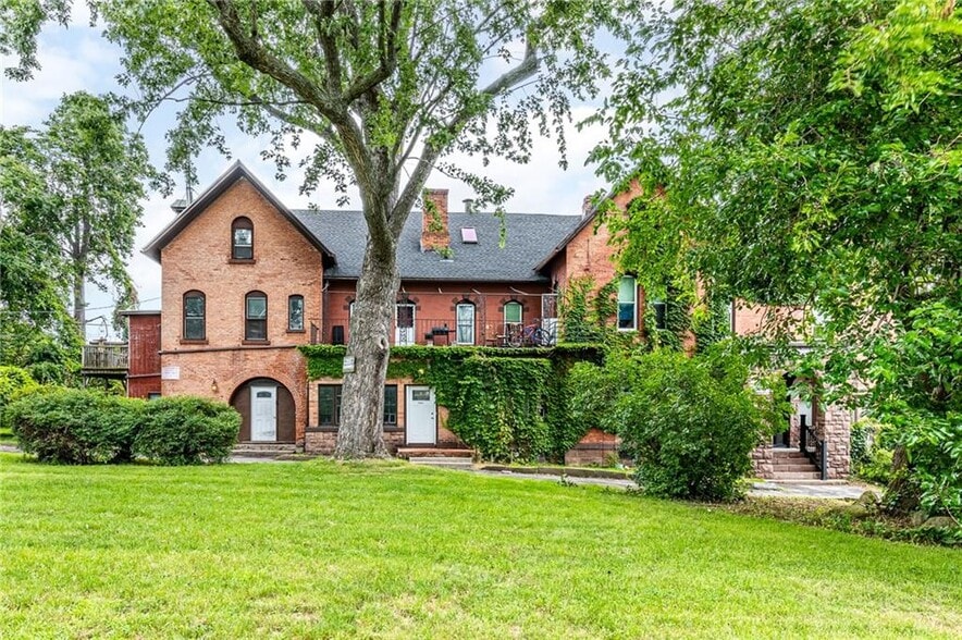 More Photos Of 1041 Lake Ave, Rochester Apartments For Sale