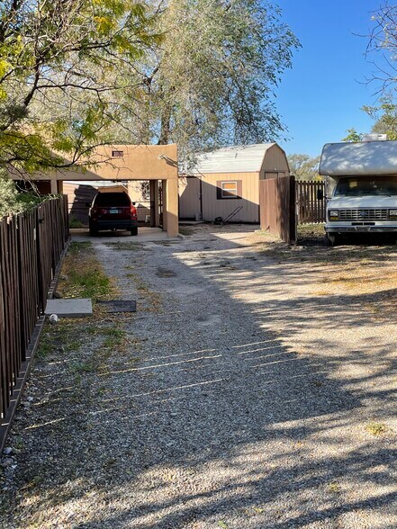 More Photos Of 1804 E College Blvd, Roswell General Retail For Sale