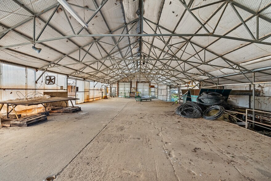 More Photos Of 17905 US Highway 69 N, Lindale Refrigeration Cold Storage For Sale