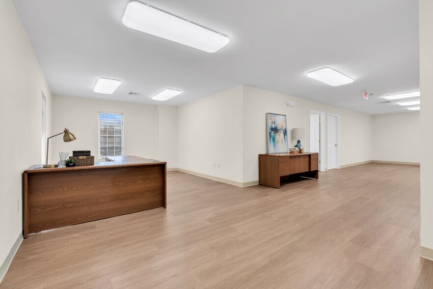 More Photos Of 1 Bethany Rd, Hazlet Office For Lease