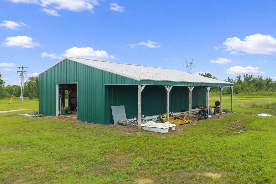 More Photos Of 22900 W Skelly Rd, Haskell Light Manufacturing For Sale