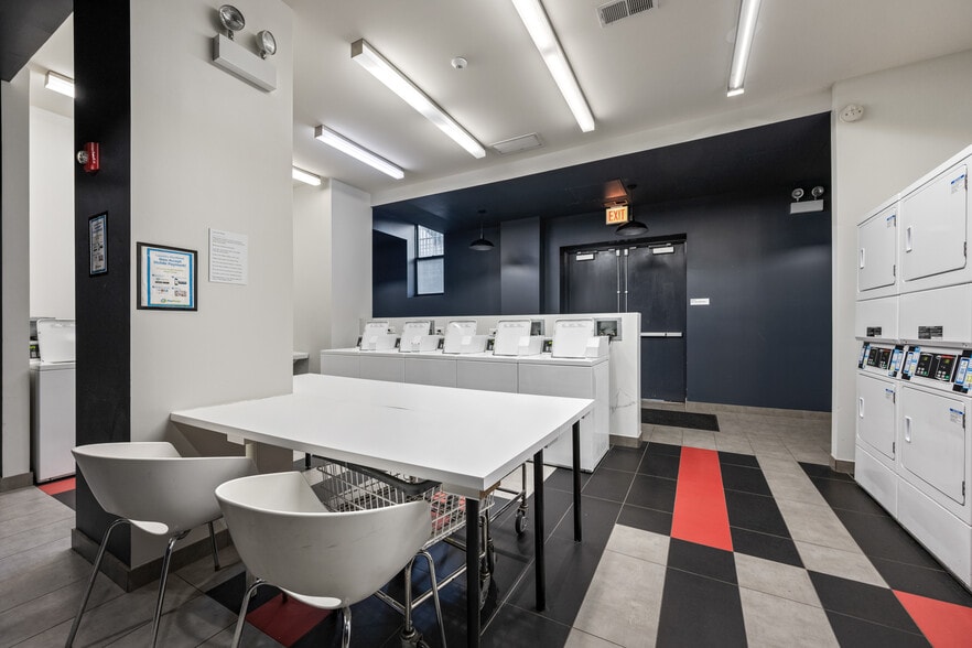 More Photos Of 4659 S Drexel Blvd, Chicago Apartments For Sale