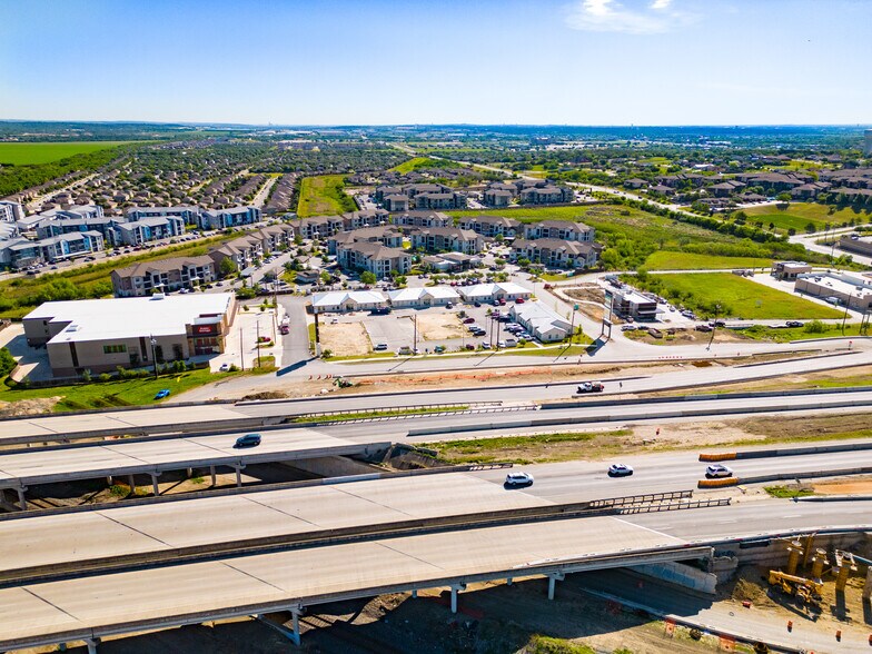 More Photos Of 7323 N Loop 1604 E, San Antonio Office For Sale