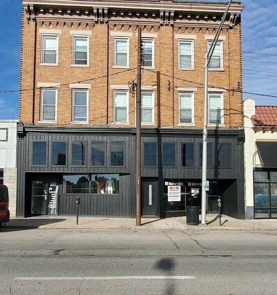 Primary Photo Of 4539 Montgomery Rd, Cincinnati Storefront Retail Residential For Lease