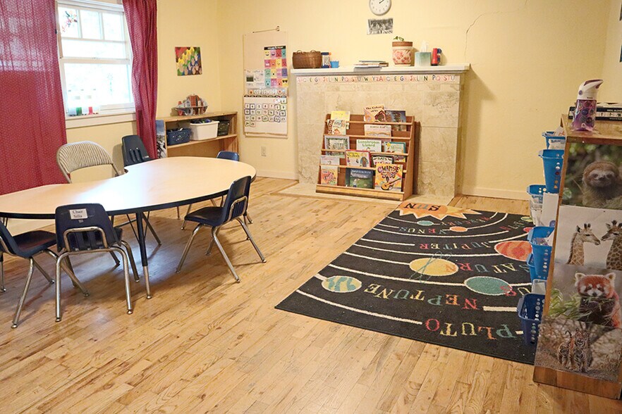 More Photos Of 1244 W 17th Ave, Eugene Daycare Center For Sale