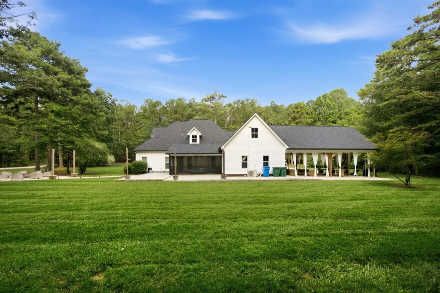 More Photos Of 9544 Brief Rd, Charlotte Specialty For Sale