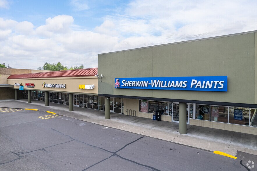 More Photos Of 1050-1060 Greenacres Rd, Eugene Unknown For Lease