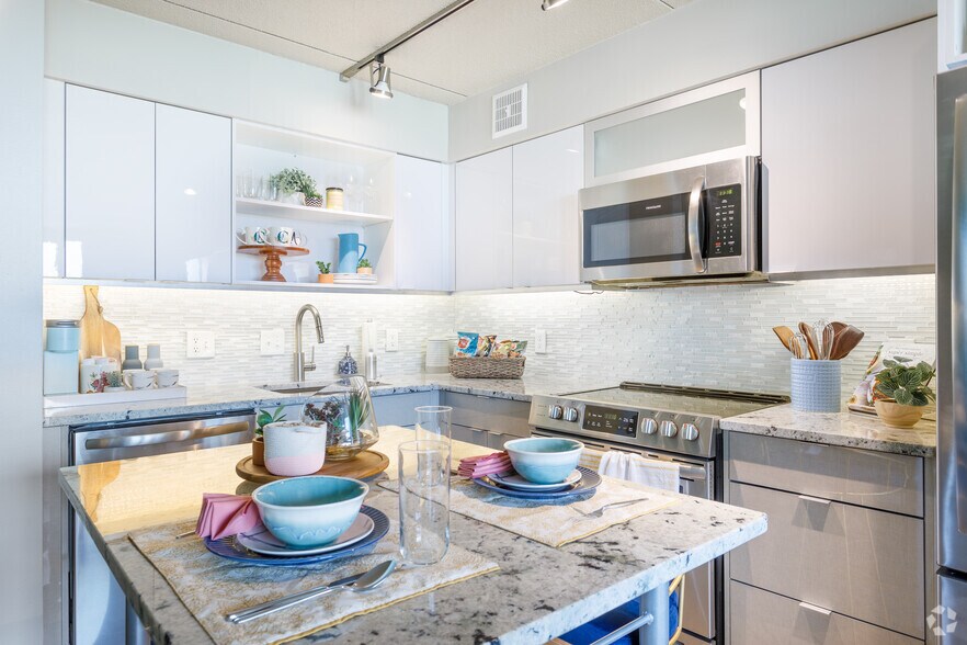 More Photos Of 750 Chene St, Detroit Apartments For Sale