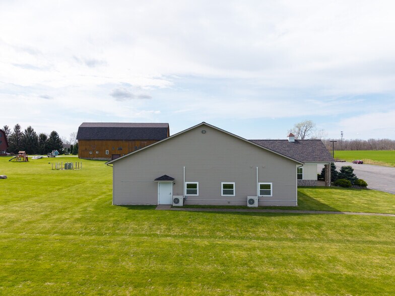 More Photos Of 4647 Reservoir Rd, Geneseo Flex For Sale